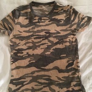 Camo t-shirt